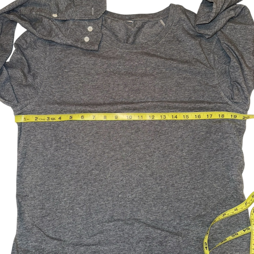 Kit And Ace Women’s Button Cuff Technical Top Cha… - image 3